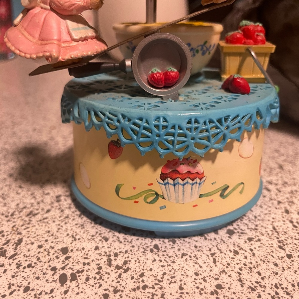 Vintage Enesco Music Box Mice - "Whistle While You Work" - - Picture 3 of 3